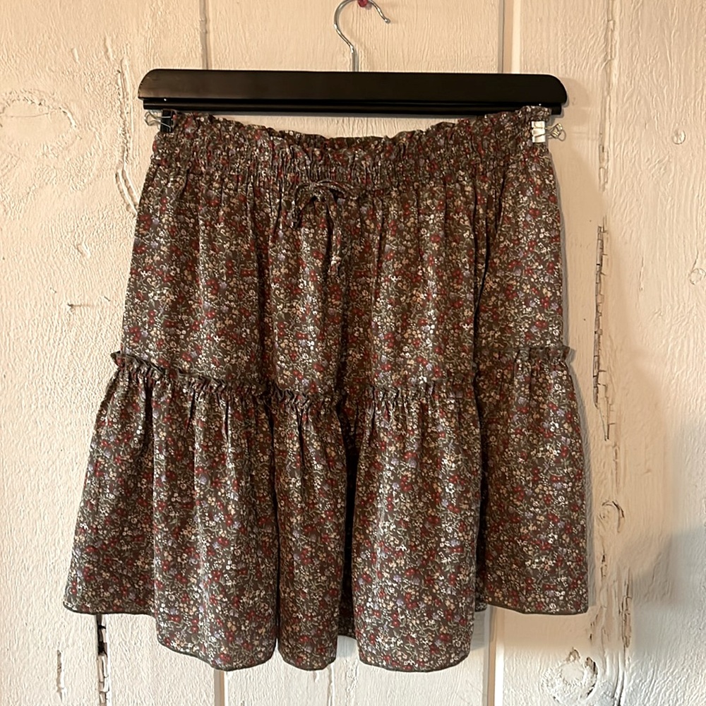Alelly Brown Floral Skirt Size M